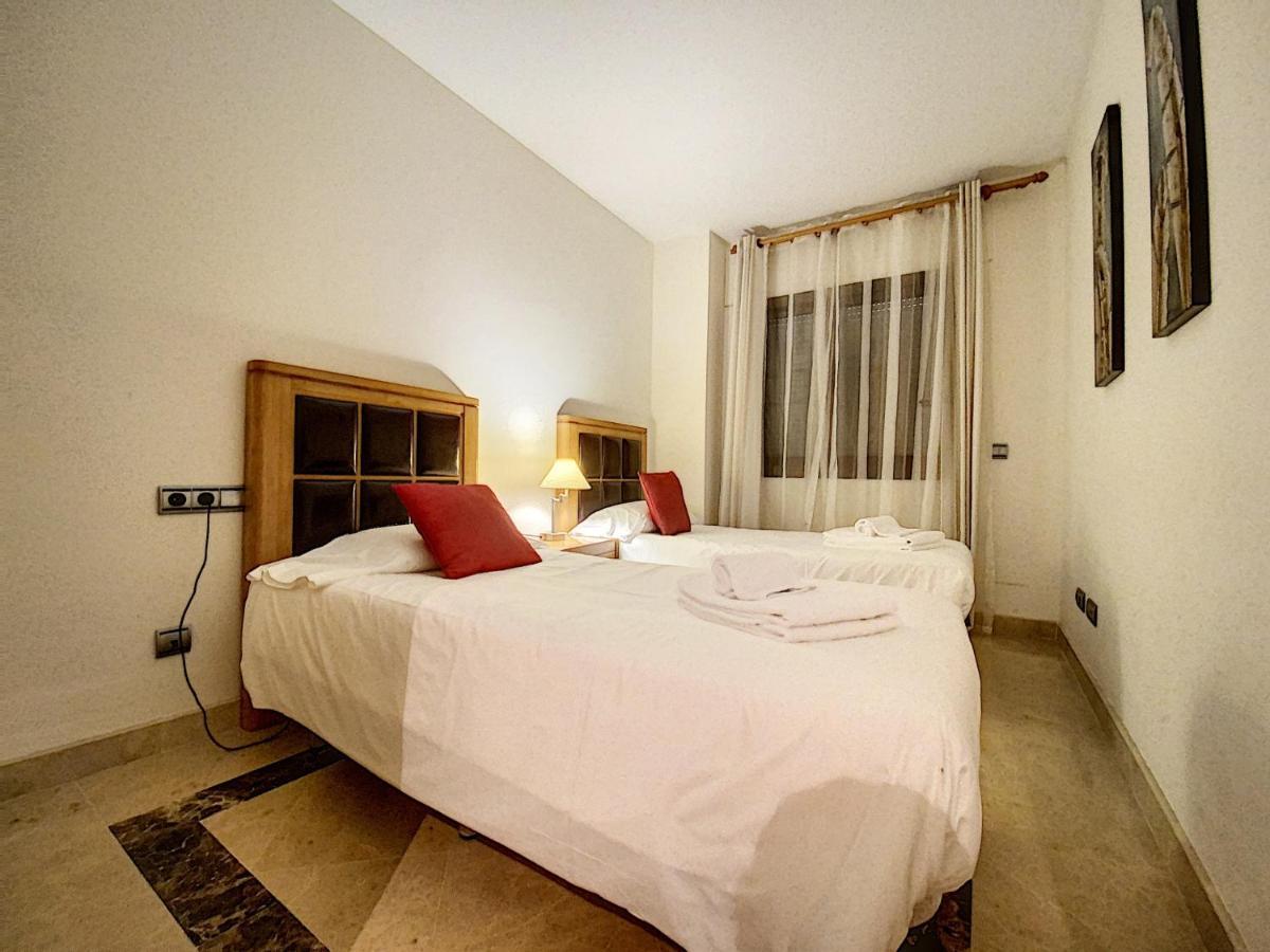 Lovely Apartment With Pool & Sea Views - Marina Del Castillo 2129 Manilva Extérieur photo