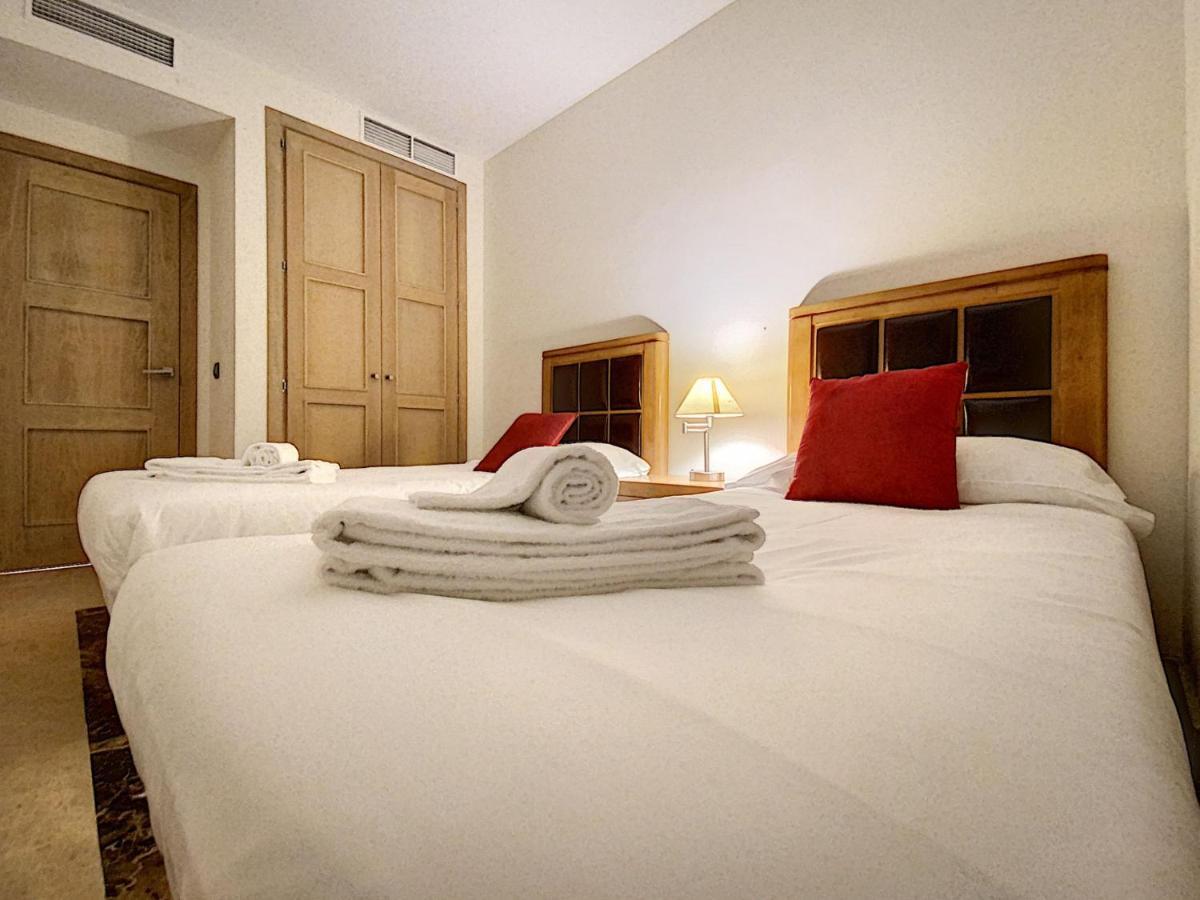 Lovely Apartment With Pool & Sea Views - Marina Del Castillo 2129 Manilva Extérieur photo